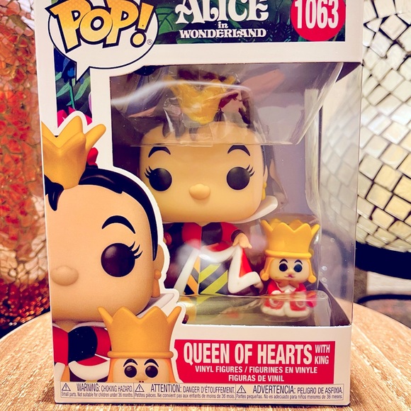 ♥️Alice in Wonderland♥️ 70th Anniversary- Queen Of Hearts with King #106… - Picture 9 of 14